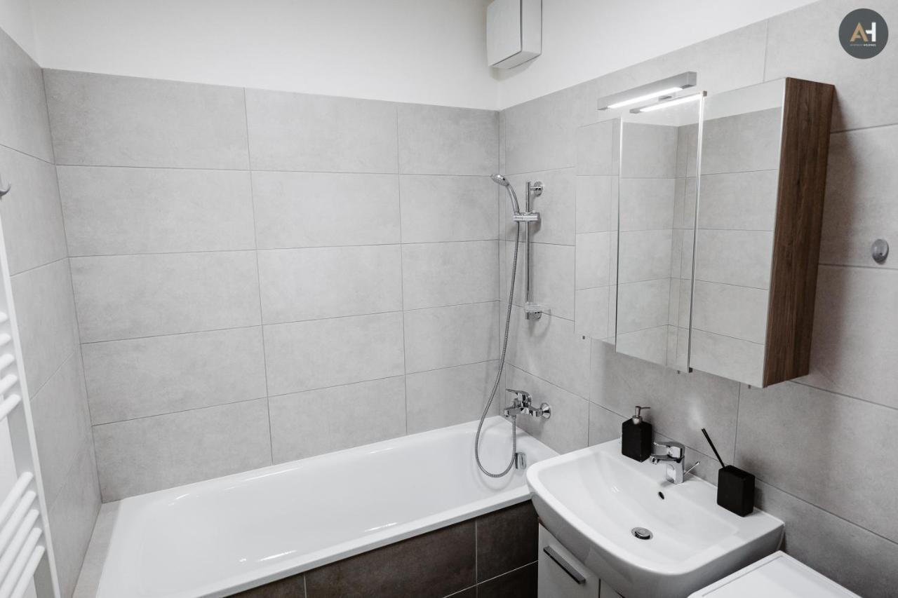 Ah Mlynska Basta II Free Parking Apartment Kosice Exterior photo